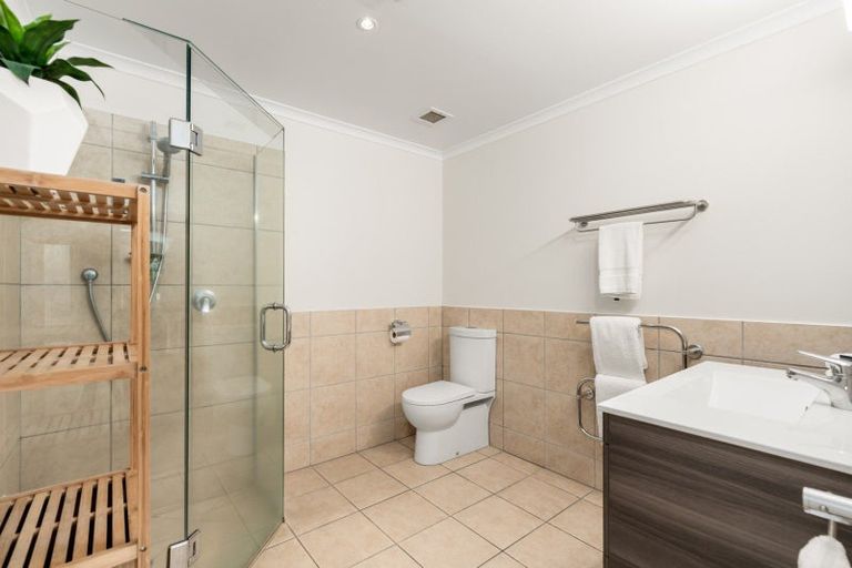 Photo of property in 111/136 Marine Parade, Mount Maunganui, 3116