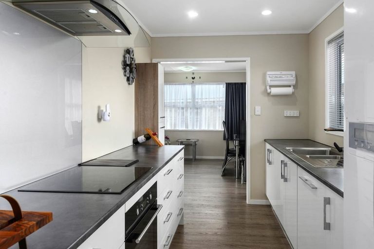 Photo of property in 33 Alison Street, Mangakakahi, Rotorua, 3015