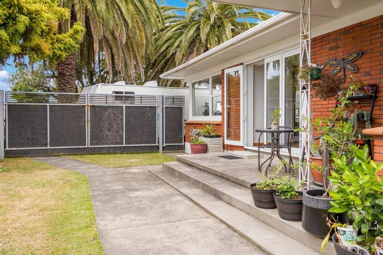 Photo of property in 66 Landing Road, Whakatane, 3120
