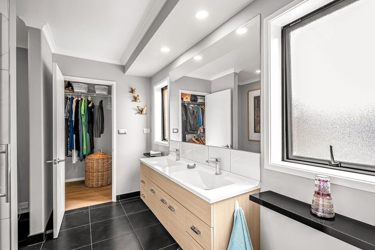 Photo of property in 15 Kawari Drive, Pegasus, 7612