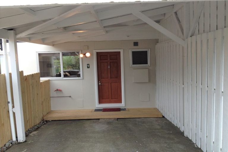 Photo of property in 7 Hollydale Grove, Churton Park, Wellington, 6037