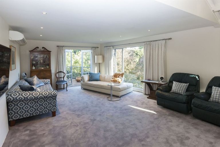 Photo of property in 1a Sherwood Lane, Cashmere, Christchurch, 8022