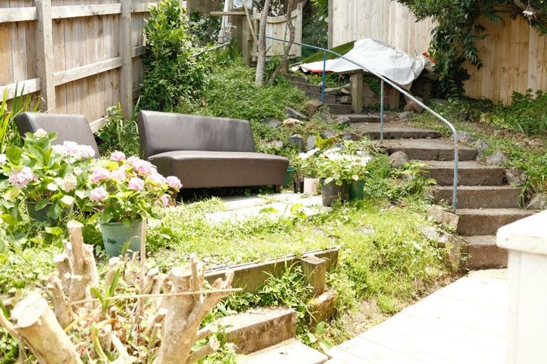 Photo of property in 19 Hadfield Terrace, Kelburn, Wellington, 6012