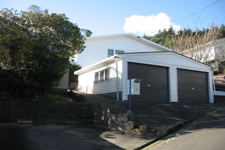 Photo of property in 3 Chaucer Way, Karori, Wellington, 6012