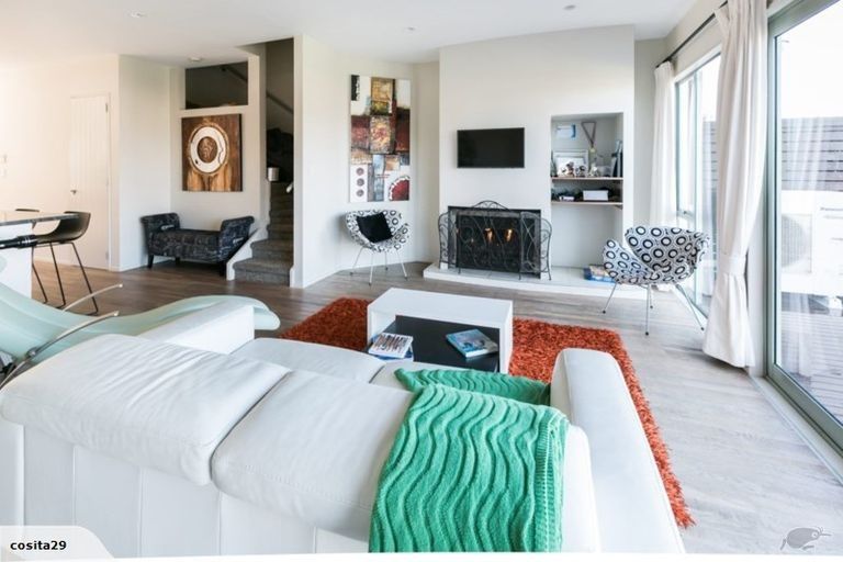 Photo of property in 270 Alec Craig Way, Gulf Harbour, Whangaparaoa, 0930