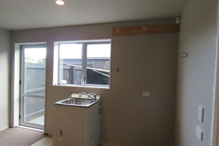 Photo of property in 30g Lyndon Street, Riccarton, Christchurch, 8041