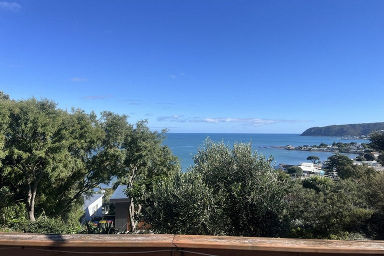 Photo of property in 36 Taupo Crescent, Plimmerton, Porirua, 5026