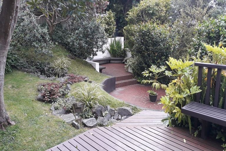 Photo of property in 12 Volkner Grove, Waterloo, Lower Hutt, 5011