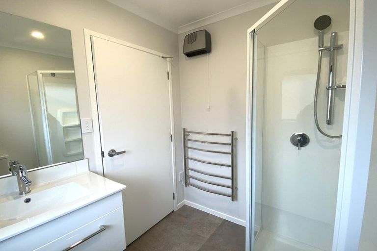 Photo of property in 116 Jack Hanley Drive, Jacks Point, Queenstown, 9371