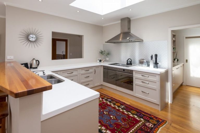 Photo of property in 62 Parkhill Road, Mellons Bay, Auckland, 2014