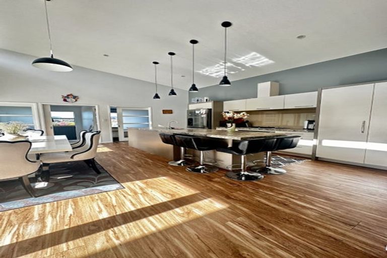 Photo of property in 14 Renner Place, Pyes Pa, Tauranga, 3112