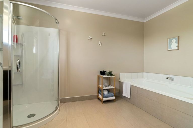 Photo of property in 38 Bell Avenue, Cromwell, 9310