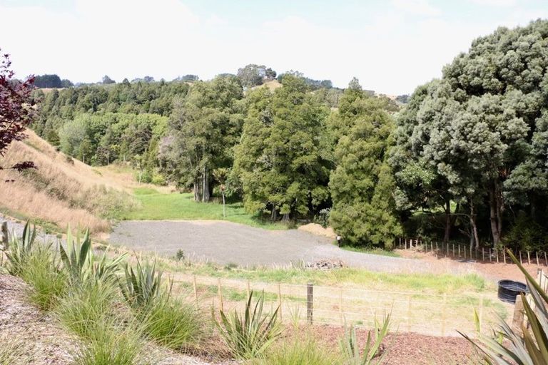 Photo of property in 684 Blackbridge Road, Waitoki, Kaukapakapa, 0871