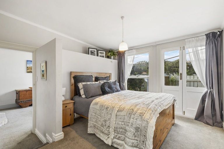 Photo of property in 66 Eden Street, Island Bay, Wellington, 6023