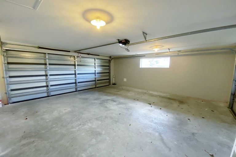 Photo of property in 8 Marble Court, Northwood, Christchurch, 8051