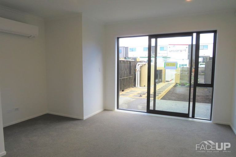 Photo of property in 15 David Carnegie Road, Hobsonville, Auckland, 0616