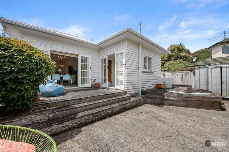 Photo of property in 28 Rossiter Avenue, Waterloo, Lower Hutt, 5011