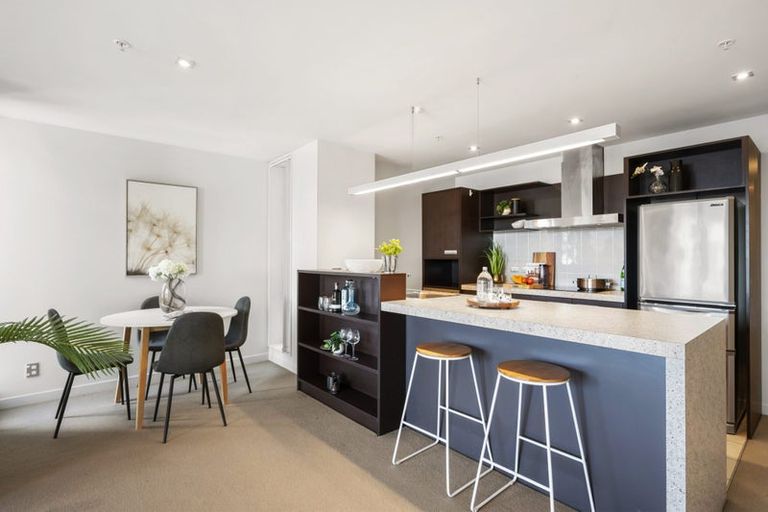 Photo of property in Republic Apartments, 5d/10 Lorne Street, Te Aro, Wellington, 6011