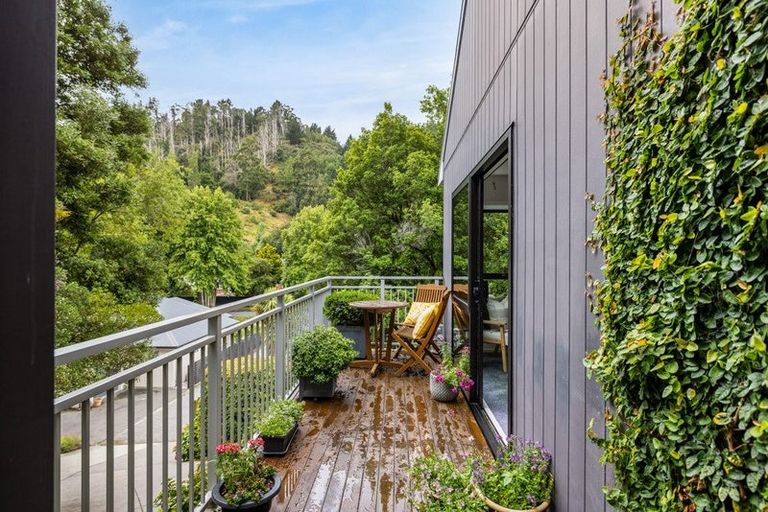 Photo of property in 102 Bowenvale Avenue, Cashmere, Christchurch, 8022