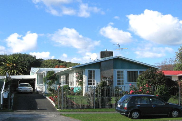 Photo of property in 28 Mohaka Street, Wainuiomata, Lower Hutt, 5014