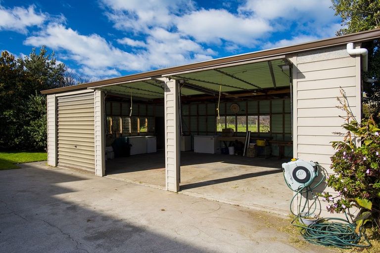 Photo of property in 635 Wainui Road, Wainui, Gisborne, 4010