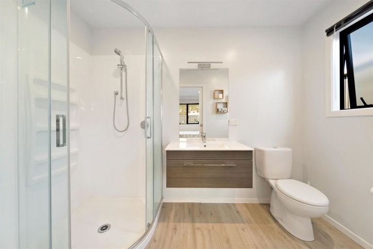 Photo of property in 60 Sherwin Avenue, Albert Town, Wanaka, 9305