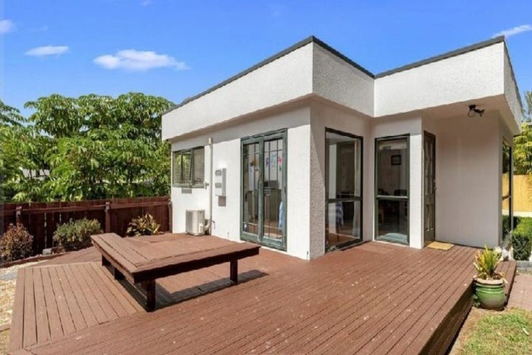 Photo of property in 30 Ranfurly Avenue, Fairfield, Hamilton, 3214