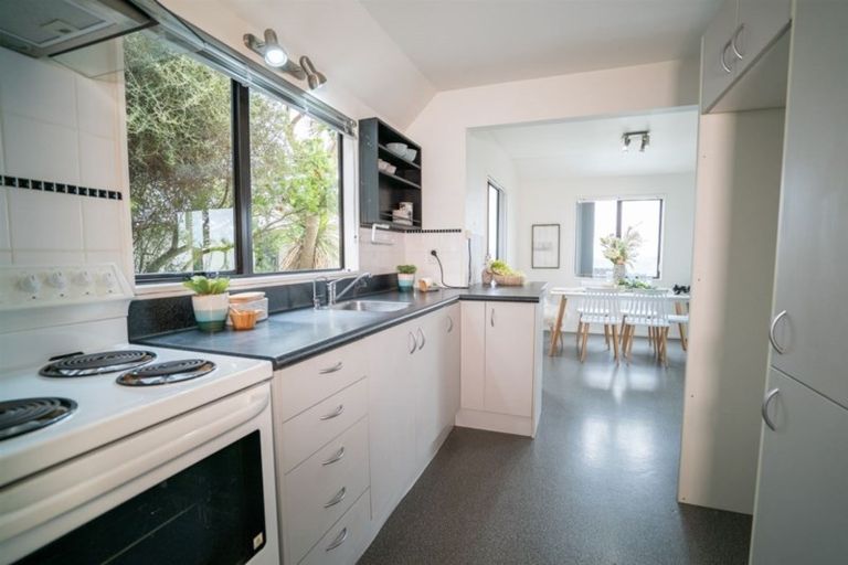 Photo of property in 10a Solway Place, Papakowhai, Porirua, 5024