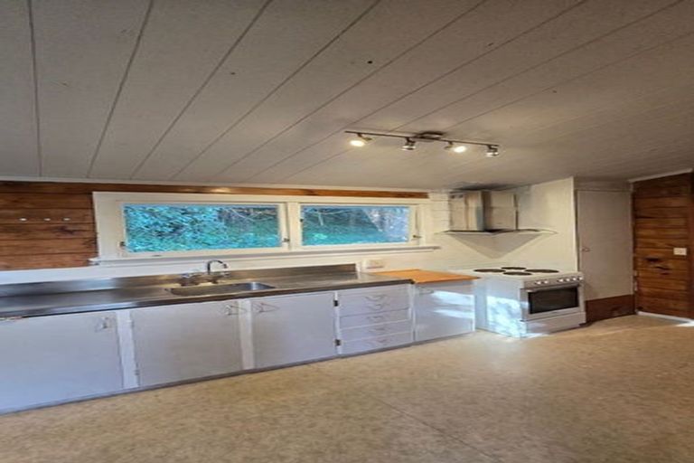 Photo of property in 33 Croydon Street, Karori, Wellington, 6012