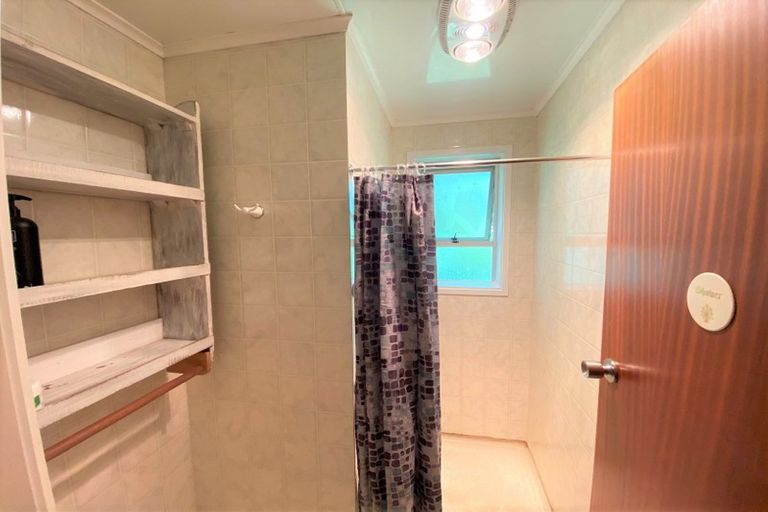 Photo of property in 275 High Street, Eltham, 4322