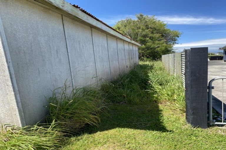 Photo of property in 17 Thomas Place, Foxton Beach, Foxton, 4815