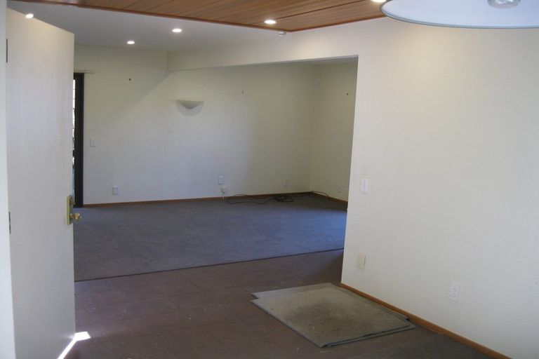 Photo of property in 1/27 Macdonald Crescent, Te Aro, Wellington, 6011