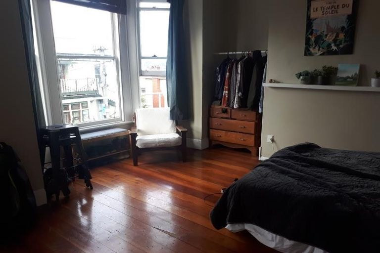 Photo of property in 212 The Terrace, Wellington Central, Wellington, 6011