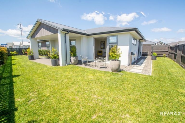 Photo of property in 54 Penetaka Heights, Pyes Pa, Tauranga, 3112