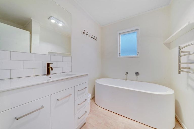 Photo of property in 282 Buckland Road, Mangere East, Auckland, 2024