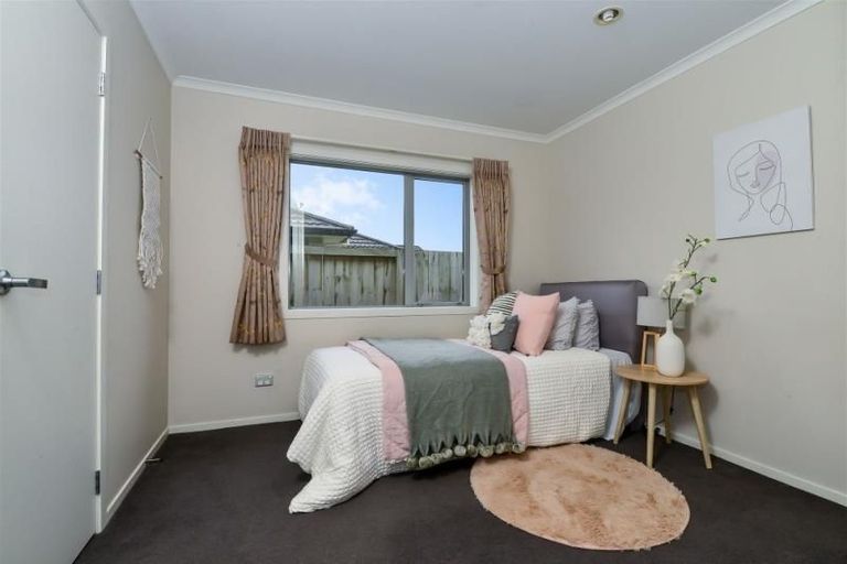 Photo of property in 16 Piwakawaka Court, Rototuna North, Hamilton, 3210