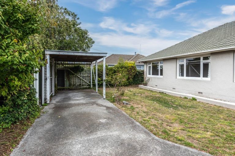Photo of property in 135a Langdons Road, Northcote, Christchurch, 8052