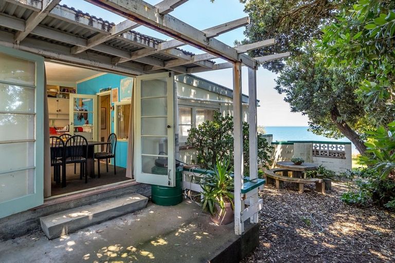 Photo of property in 1598 Cape Palliser Road, Cape Palliser, Featherston, 5772