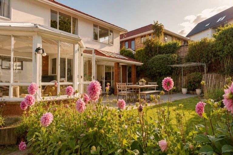 Photo of property in 4 Ridvan Grove, Ngaio, Wellington, 6035