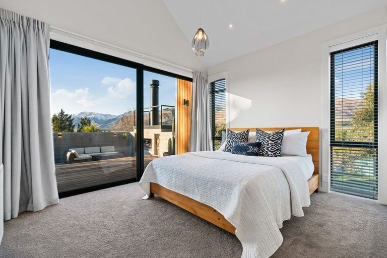 Photo of property in 3 Maude View Road, Hawea Flat, Wanaka, 9382