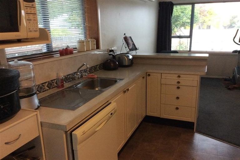 Photo of property in 20 Chedworth Avenue, Bishopdale, Christchurch, 8053