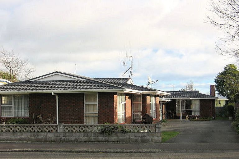 Photo of property in 42-44 Fitzroy Street, Terrace End, Palmerston North, 4410
