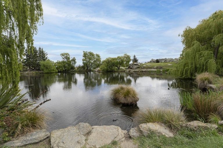 Photo of property in 35 Kamaka Crescent, Bridge Hill, Alexandra, 9320