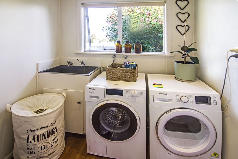 Photo of property in 70 Totara Street, Lansdowne, Masterton, 5810