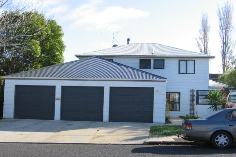Photo of property in 52 Juliet Avenue, Howick, Auckland, 2014
