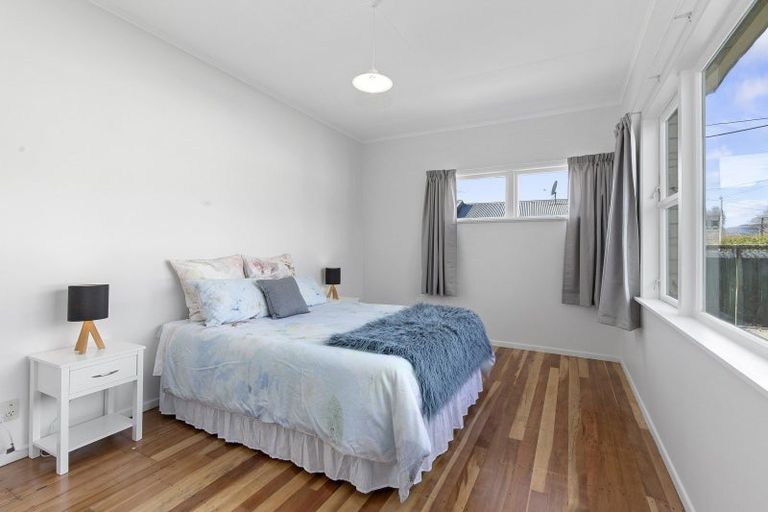 Photo of property in 18 Miro Street, Trentham, Upper Hutt, 5018