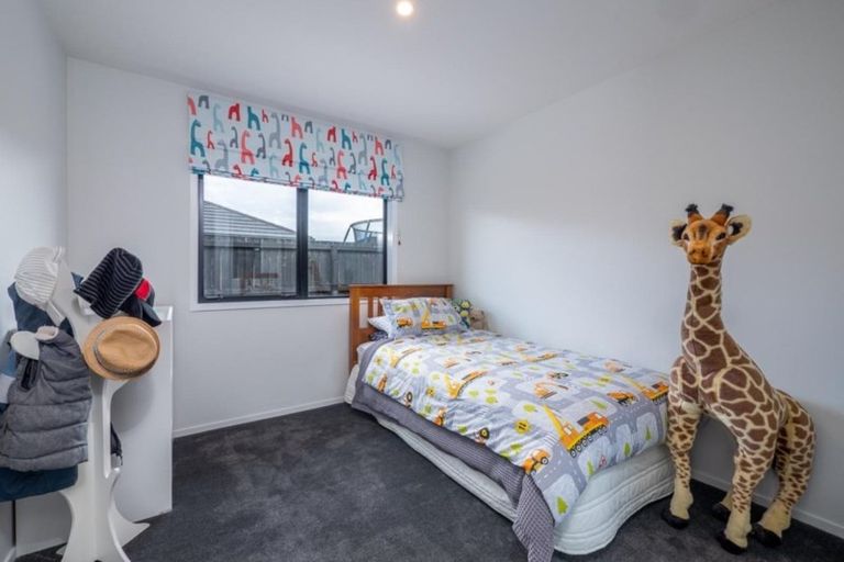 Photo of property in 8 Merino Street, Marshland, Christchurch, 8083