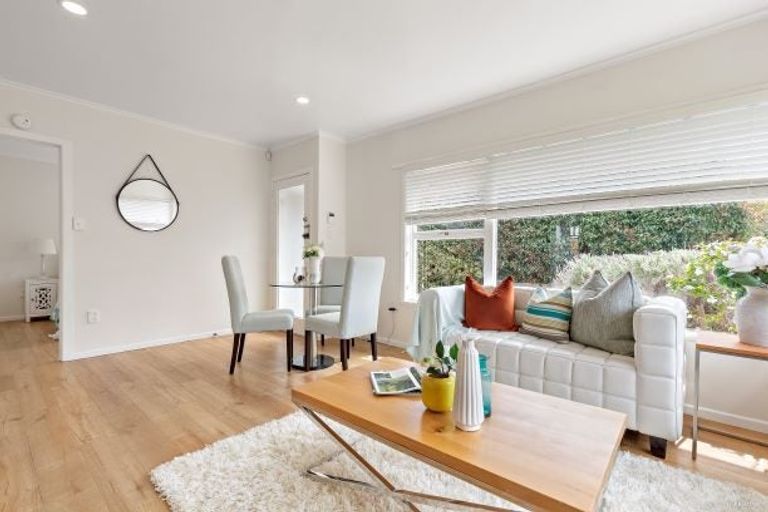 Photo of property in 1/51 Jutland Road, Hauraki, Auckland, 0622