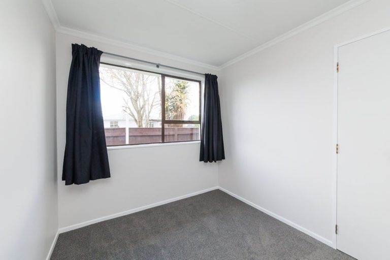Photo of property in 60b Rhodes Drive, Kelvin Grove, Palmerston North, 4414