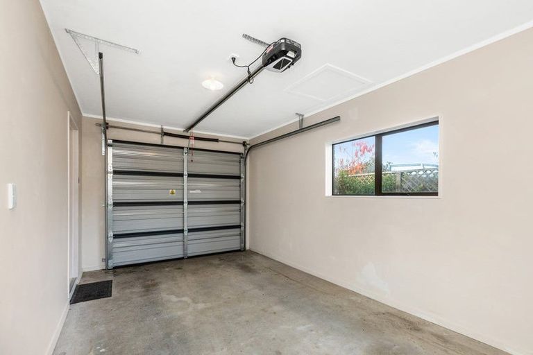 Photo of property in 16a Clare Street, Cambridge, 3434